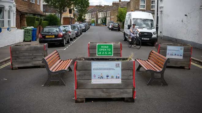 🚨SADIQ KHAN'S TFL CAUGHT TRYING TO HIDE REPORT WHICH SHOWS 15 MINUTE CITIES WON'T WORK

Low Traffic Neighbourhoods, a key function of 15 minute cities DO NOT reduce car use at all

The 3 year study which TFL wanted to use to prove they worked was pulled because it showed the