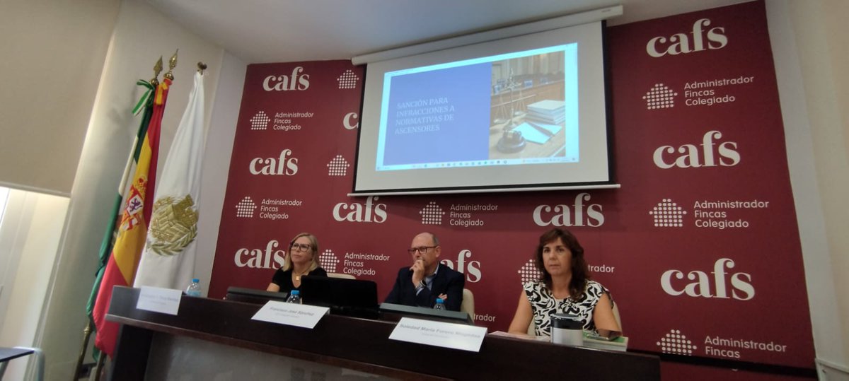 📚 Esta mañana estamos celebrando la jornada formativa "Lo que nunca te han contado sobre la nueva ITC de los ascensores", impartida por Francisco José Sánchez.

💡 Una sesión muy interesante para reforzar nuestro papel profesional en las comunidades de propietarios.