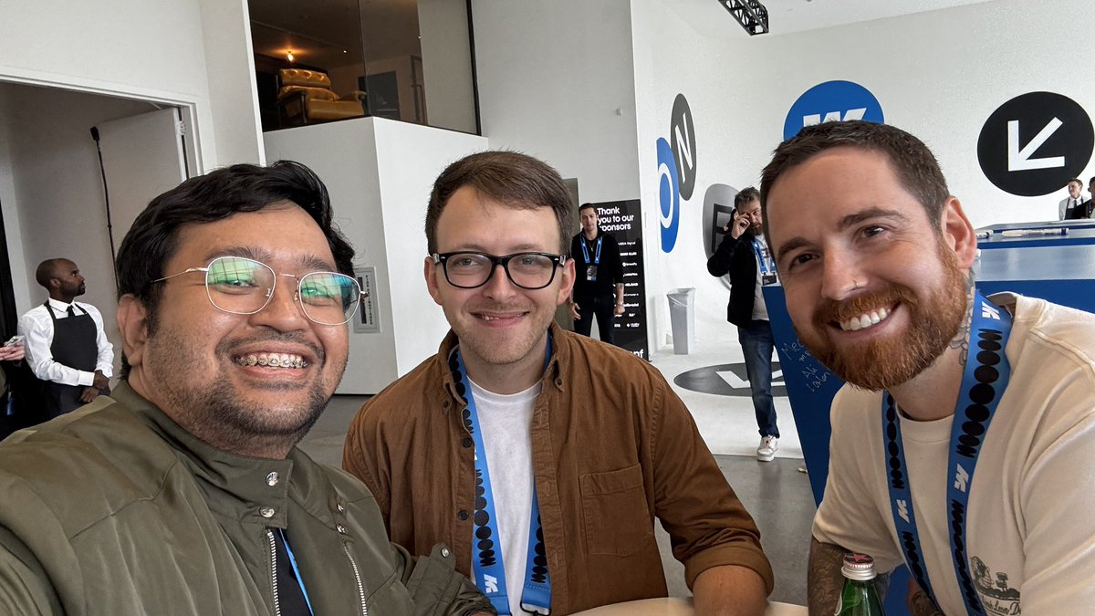 neil_adc's tweet image. Meeting the 🐐🐐🐐🐐 #webflowconf
