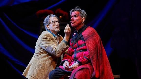 rosabadiarb's tweet photo. “Veniu, fúries de l’infern” 
Els pastorets, la corrupció, la política, la bondat, l’amistat, el teatre..i patinets..al nou text de #RamónMadaula dirigit per #PacoMir 
Que bé s’enfada Satanàs #JordiBoixaderas
#ELSBONS al @teatrepoliorama un divertimento i un èxit assegurat https://t.co/4uO7CvgRW7