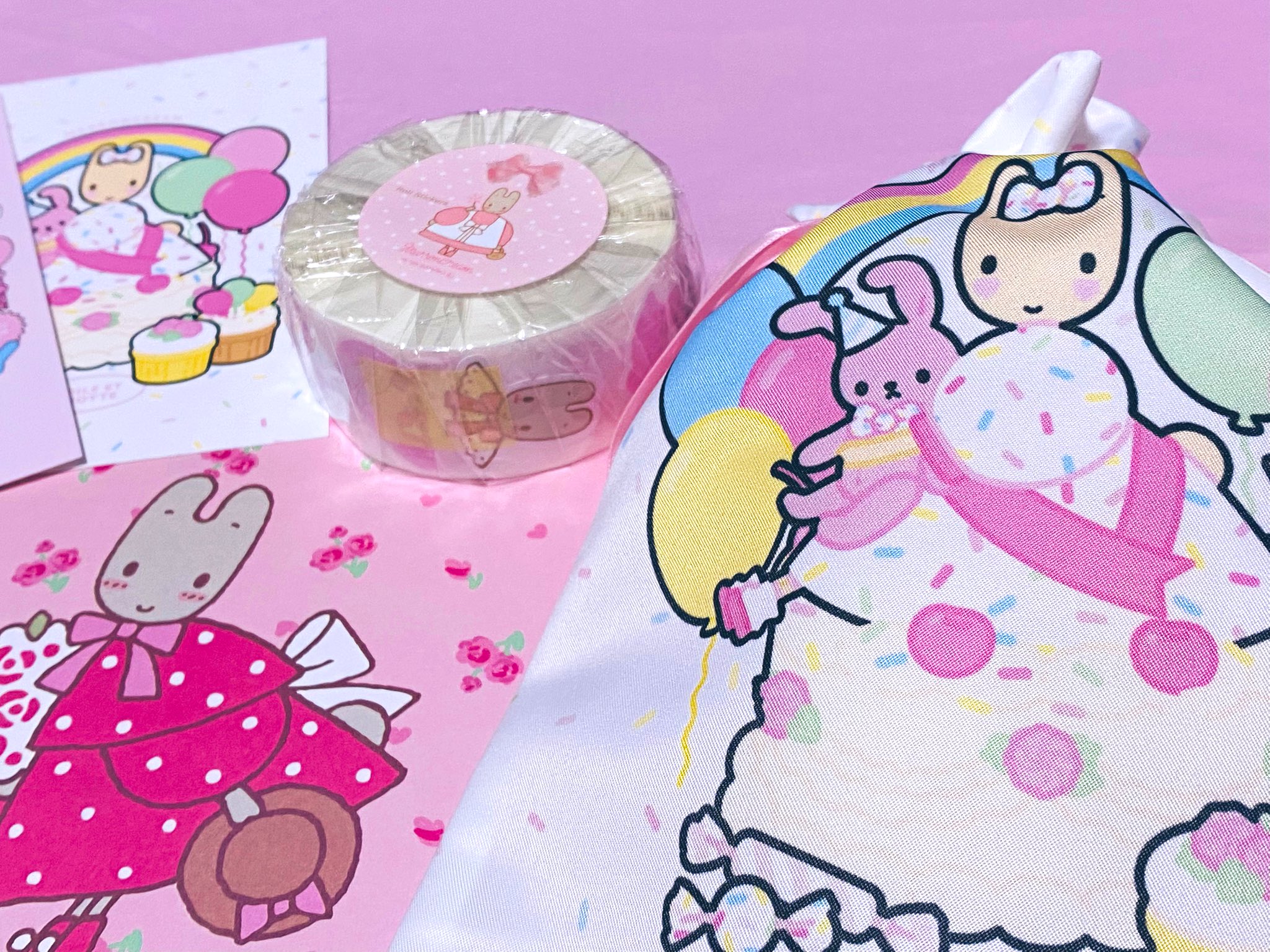 新品】Leashy レイシー 小物入れ マロンクリーム サンリオ 伊勢丹 新品