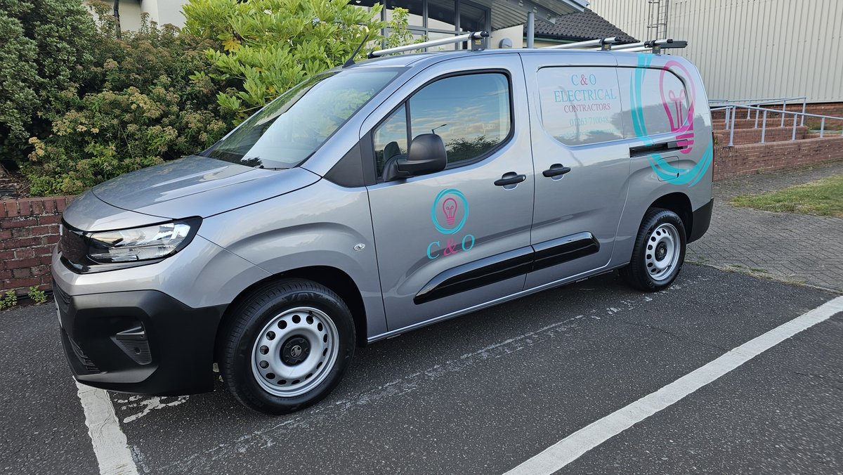 Structure_flex's tweet image. Another stunning van for C&O Electrical Contractors!
We recently completed this van wrap for a valued customer of ours. This isn’t the first time we’ve worked with C&O - we actually wrapped a van early last year for them in the same design!
Great to work with the team again.