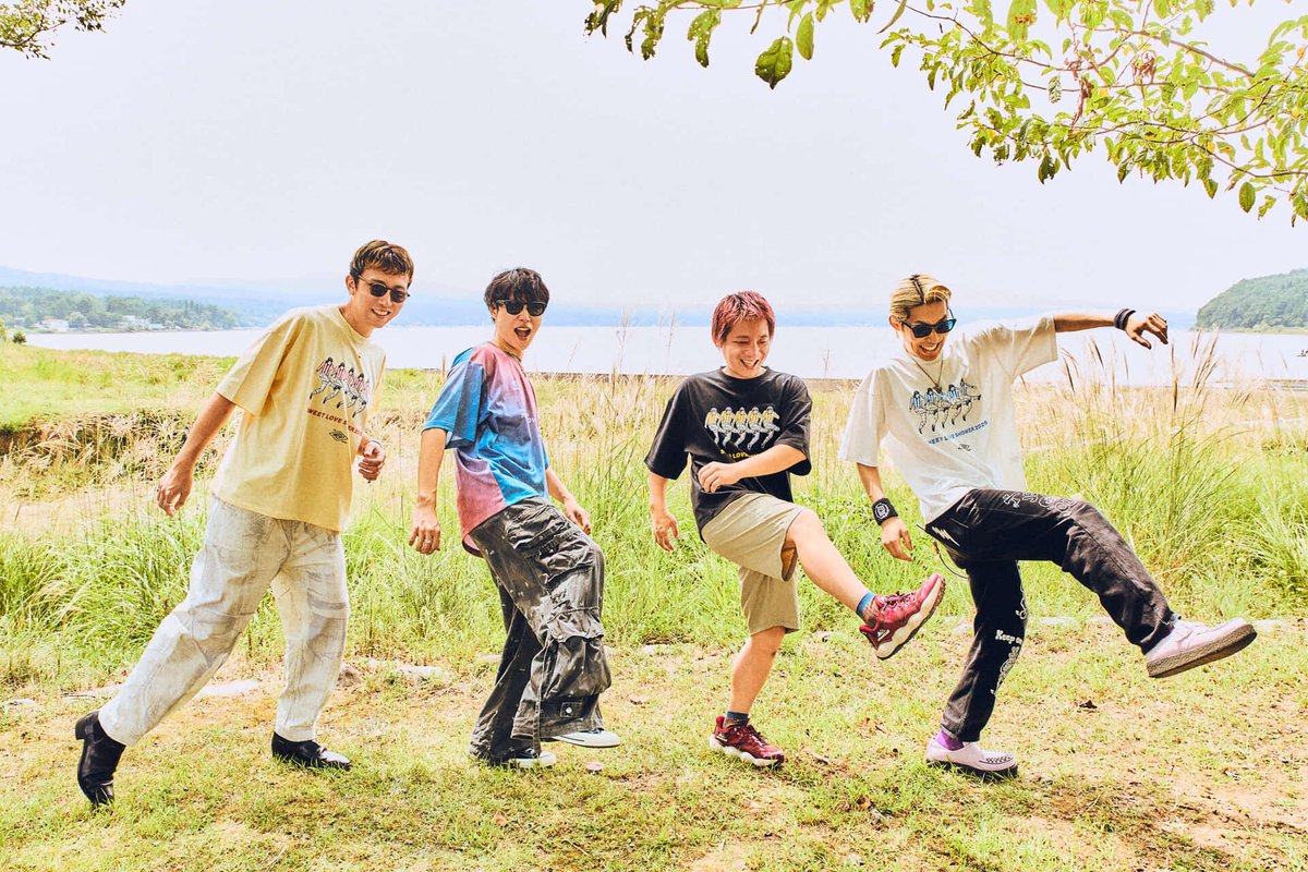 バニラズ　ガチャガチャ go!go!vanillas Official Store