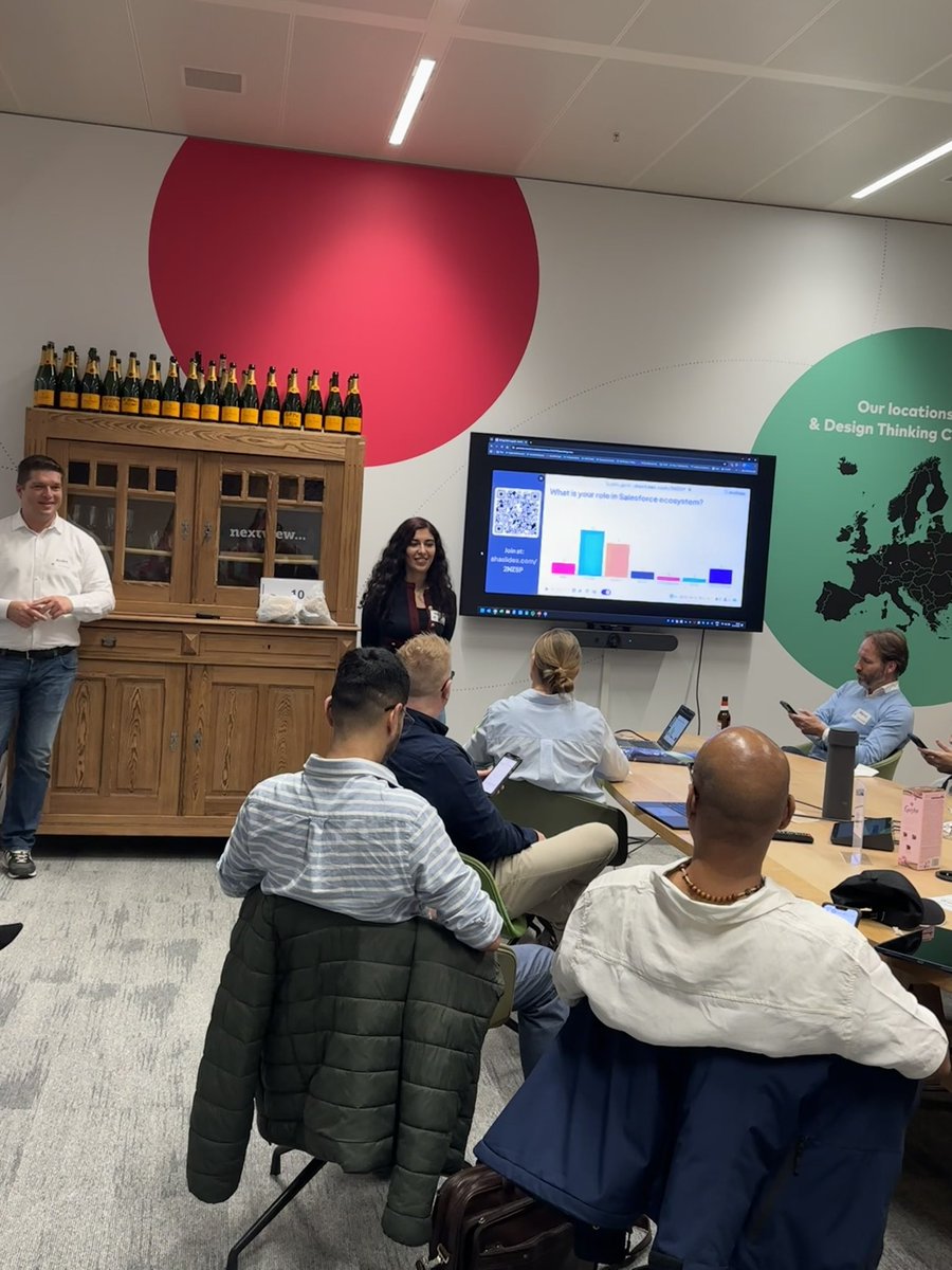 September <a href="/AmsterdamOhana/">Amsterdam Salesforce User Group</a> Recap!

Special thanks to our speakers:
- Giang Nguyen &amp; Mark McGinn (Documill)
- Michelle Storm

A huge thank you to our sponsors: Nextview Consulting and Documill !

#Salesforce #Amsterdam #DutchSFCommunity #Amsterdam