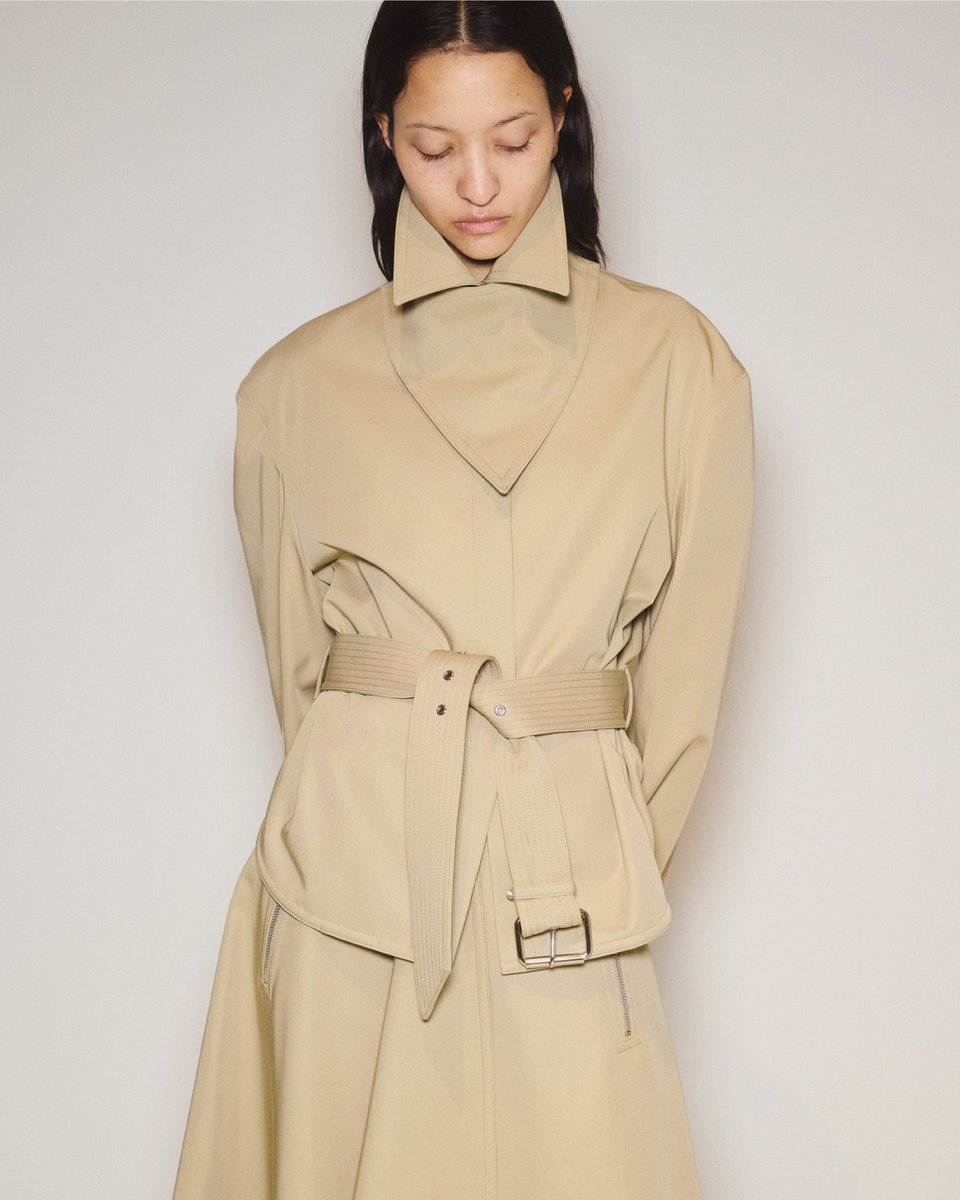 Nanushka tweet media