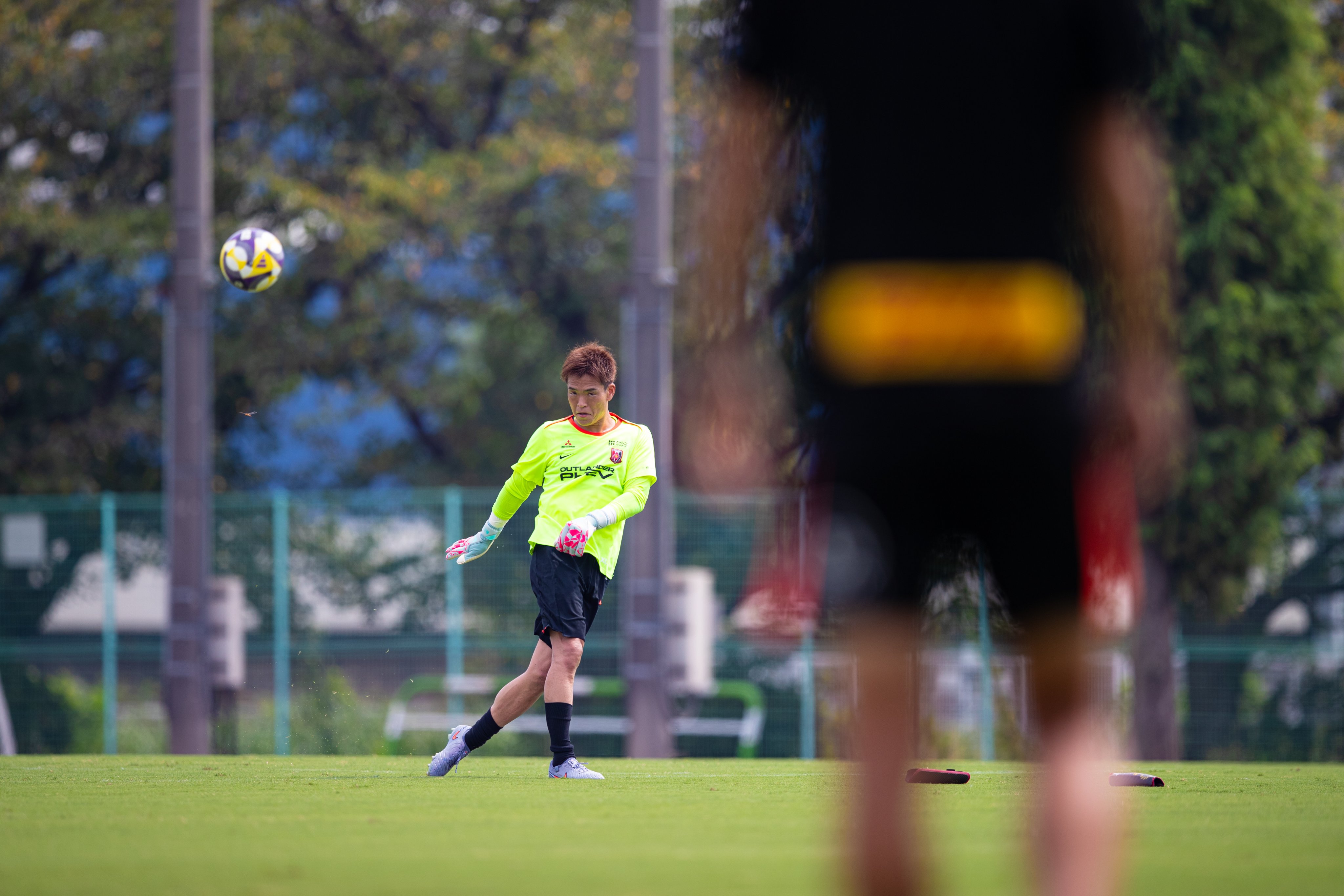 ◇浦和レッズ◇ロブロンポンテ支給◇実使用プラクティスジャージ◇ 3/7(金)18時から 新商品を発売! | URAWA RED DIAMONDS OFFICIAL