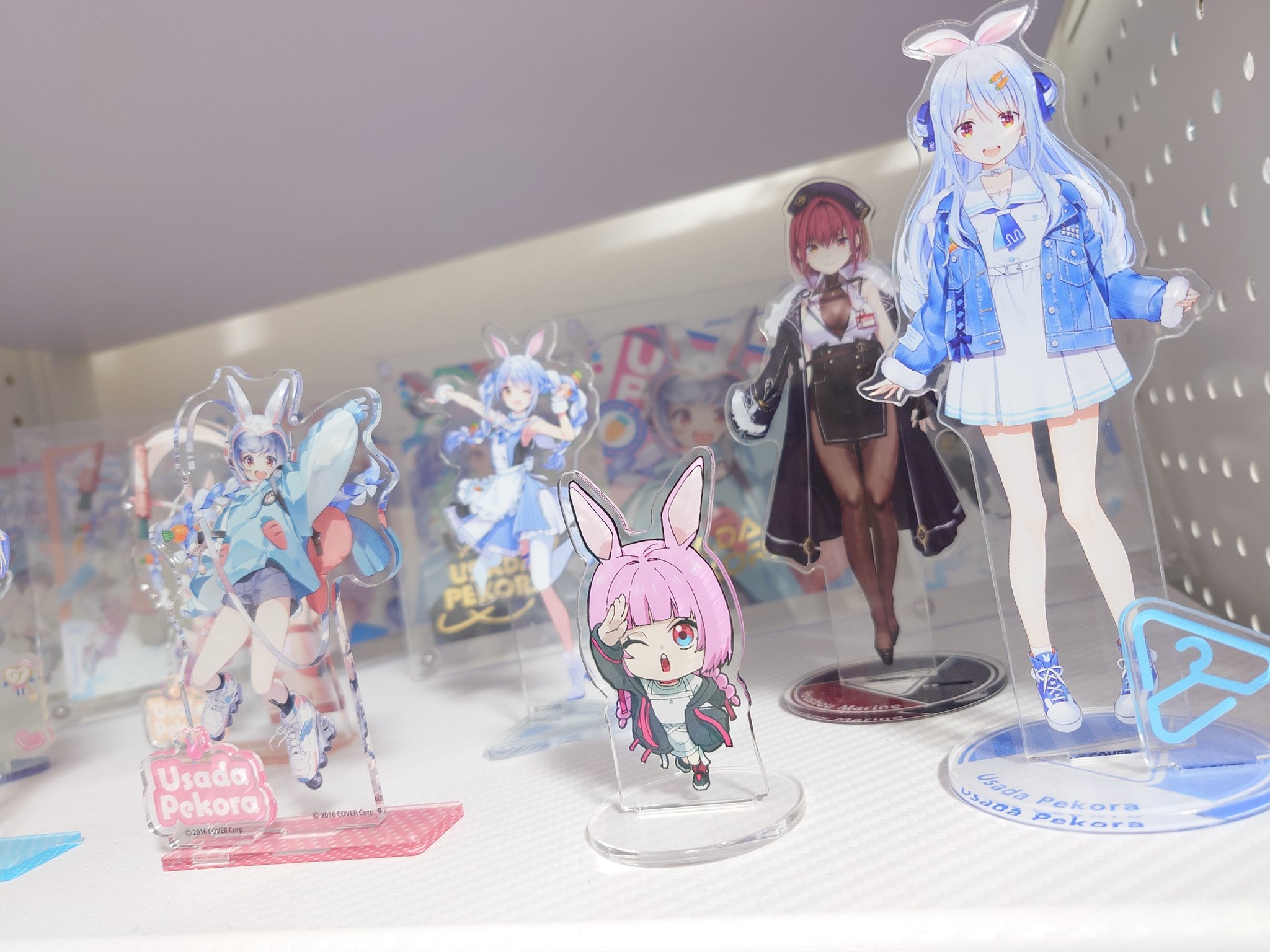 うさ子☆ 立体ウサギ4匹ネックレス｜ウサギがいる｜CUNE ONLINE STORE