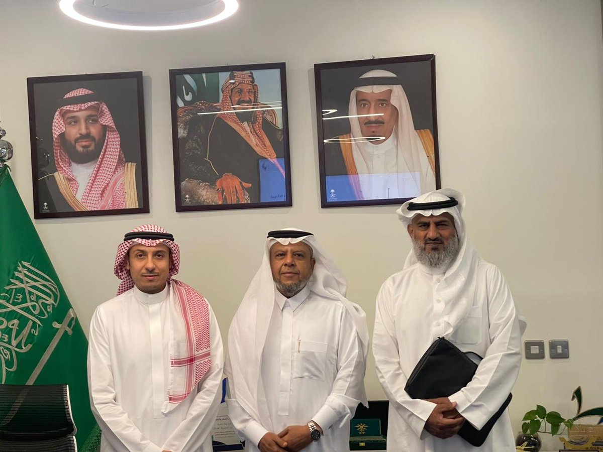 في خطوه تعزز بناء العلاقات مع الجهات ذات العلاقة ، قامت جمعية مسار للإرشاد والتوجيه المهني بزيارة لصندوق تنمية الموارد البشرية الأستاذ/ سليمان حنبظاظه لبحث أوجه التعاون الممكنة ودورالجمعية للإسهام في تحقيق مستهدفات صندوق تنمية الموارد البشرية  هدف ضمن رؤية 2030
<a href="/HRDFKSA/">صندوق تنمية الموارد البشرية</a> <a href="/ncnp_sa/">المركز الوطني لتنمية القطاع غير الربحي</a>