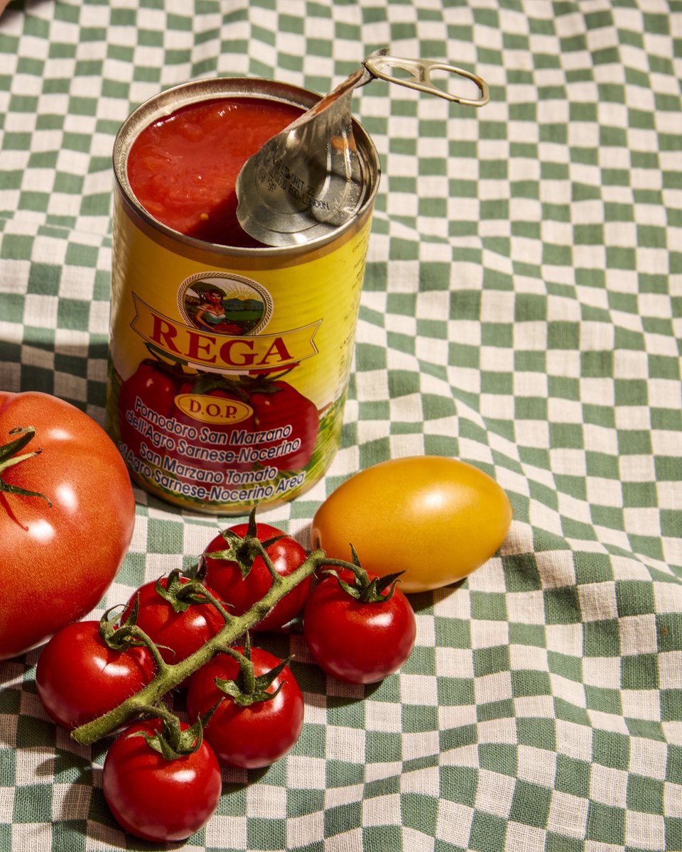 If you have good building blocks, the rest will fall into place. Use incredible quality Italian San Marzano tinned tomatoes and you'll notice the difference in sauces, ragu and stews.

souschef.co.uk/collections/th…