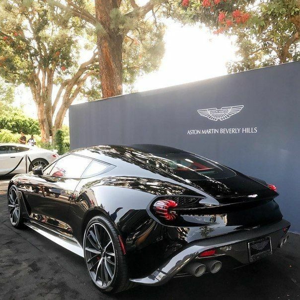 Aston Martin 😻