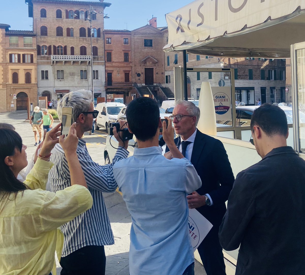 La Lista collegata al Presidente <a href="/EugenioGiani/">Eugenio Giani</a> si presenta a Siena. La sfida per civici e riformisti è diventare protagonisti su sanità, infrastrutture, mondo venatorio, agricolo, cultura e turismo. Su questi temi non si torna indietro. Serve proseguire con coraggio e coerenza.