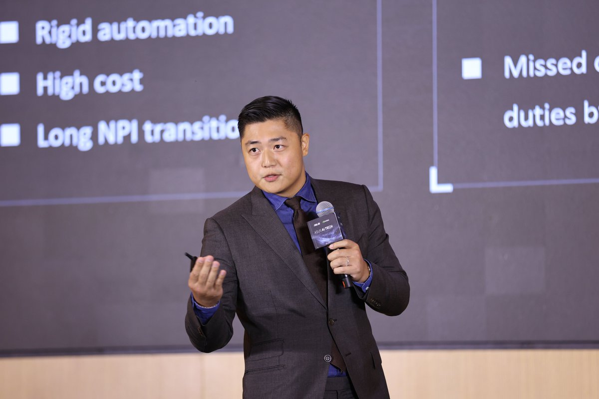 ASUSPressRoom's tweet photo. 🛡️ On the ground at the #ASUSAITech Summit: In the “From Manufacturing to Intelligence: Unlocking Exponential Growth,” section, Freddy Kuo, CEO of Foxlink, shared insights on deploying intelligent #AI solutions for security.
#Foxlink also showcased its cutting-edge robotic intelligence and data center capabilities, highlighting its commitment to innovation and progress toward fully automated factories.
#SovereignAI #AIInfrastructure