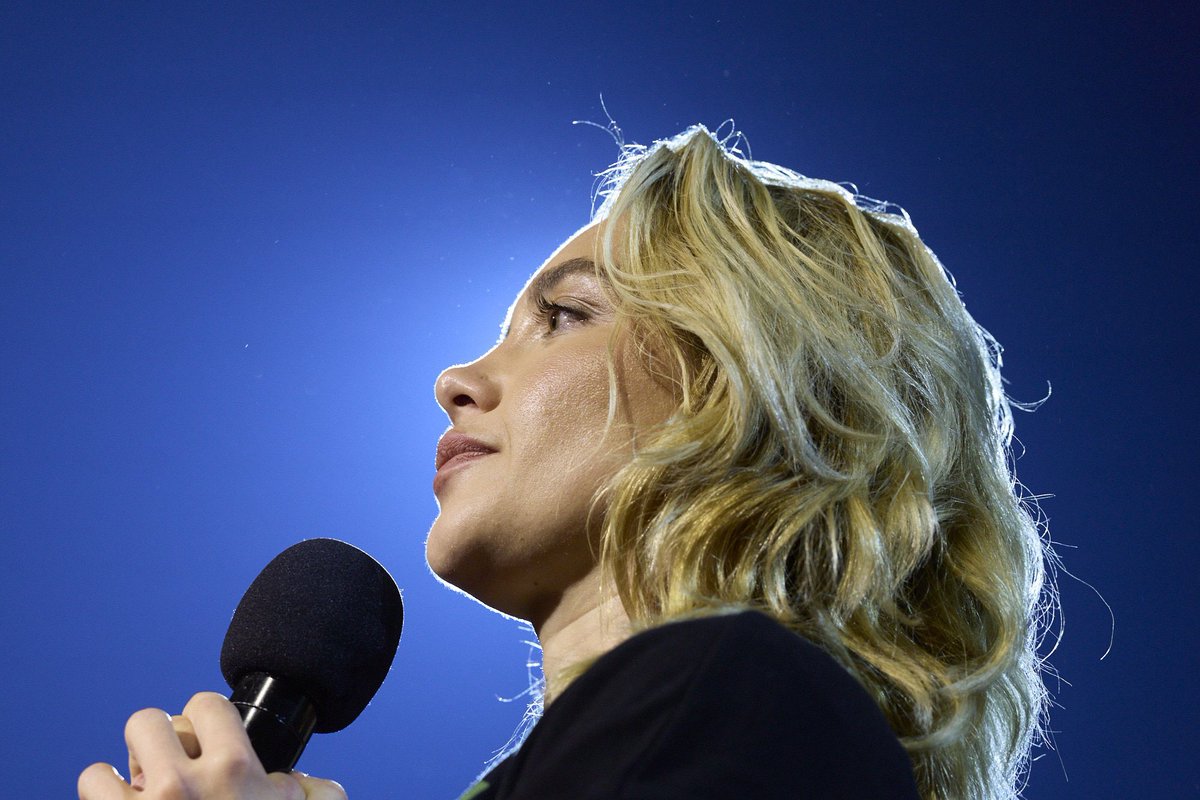 FPDMedia's tweet image. Florence Pugh at the ‘Together for Palestine’ fundraiser in London.