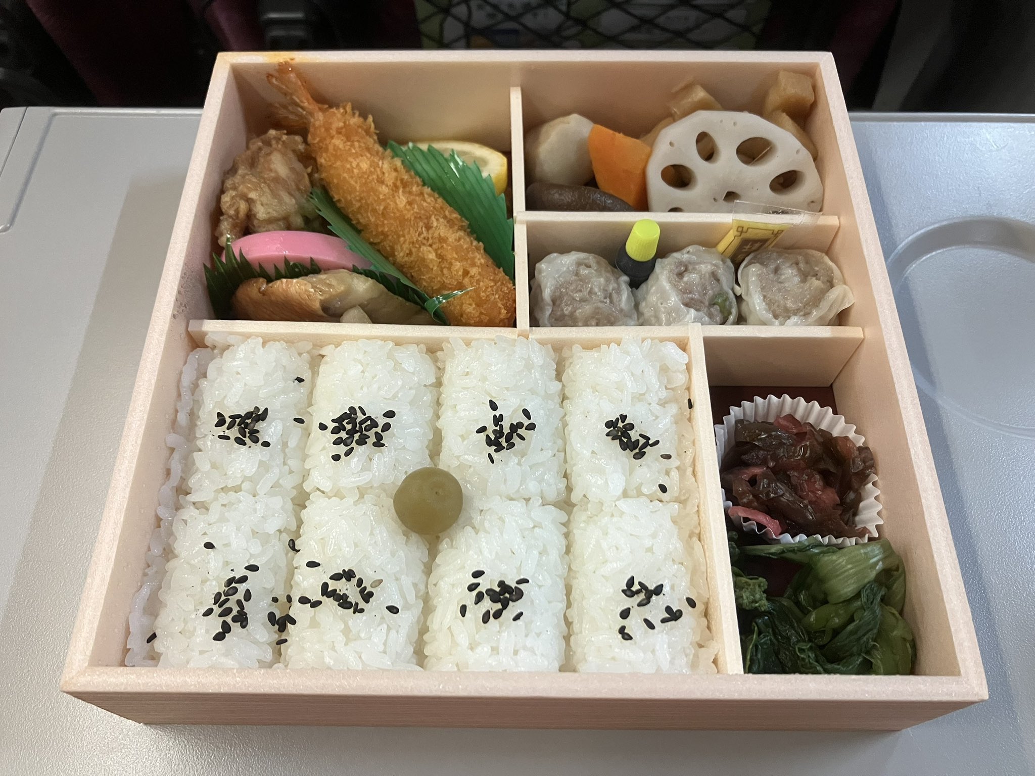 まさページになります(*´︶`*)ノ MZ-0025 チトセ ミズノ 診察衣 シングルボタン 男性用 長袖 動き