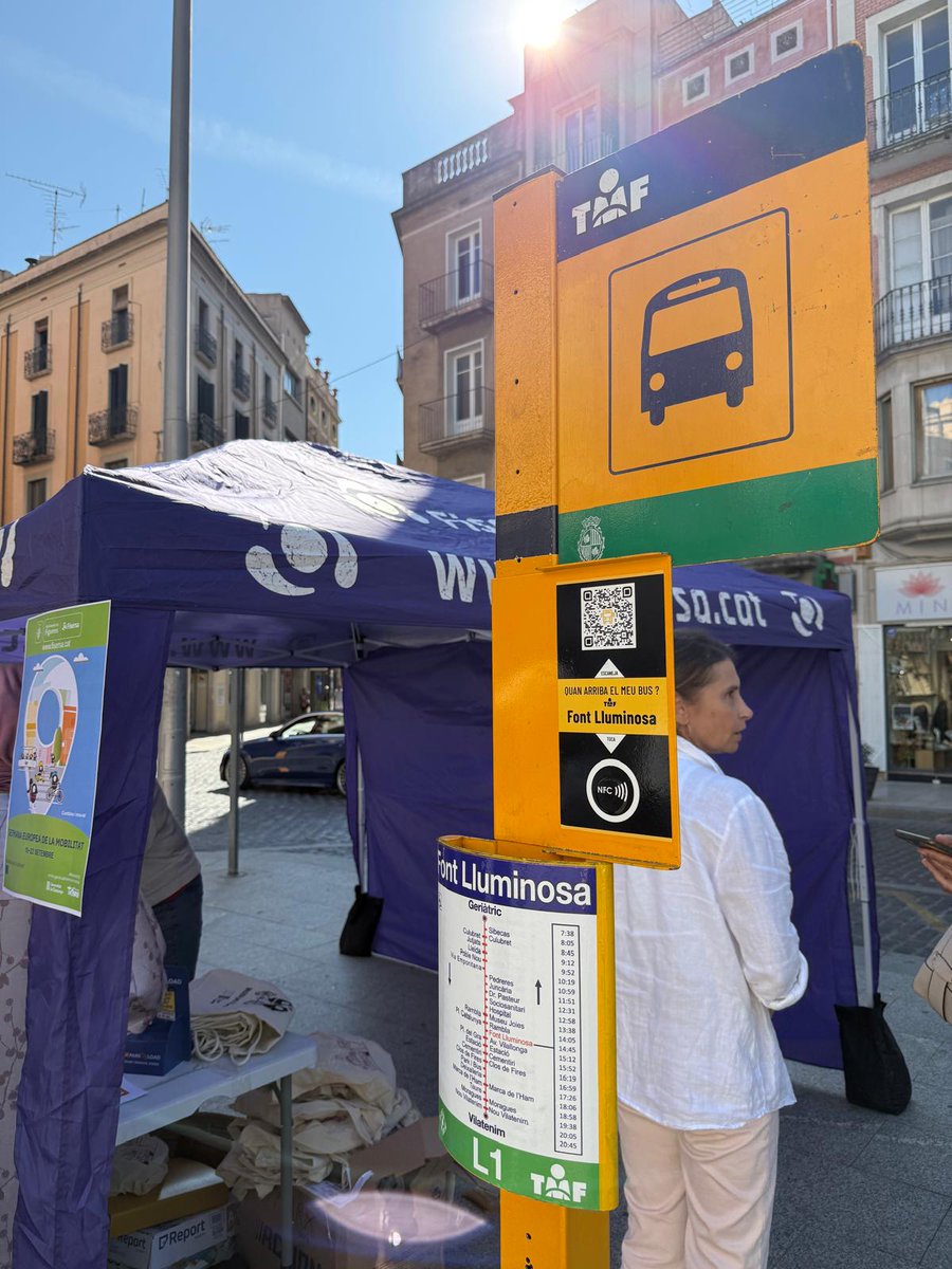 🚌♻️ Dins de la Setmana Europea de la Mobilitat, l’empresa plurimunicipal de serveis <a href="/fisersa/">FISERSA</a> disposa avui fins a la 1 del migdia a la placeta baixa de la Rambla d’un estand informatiu