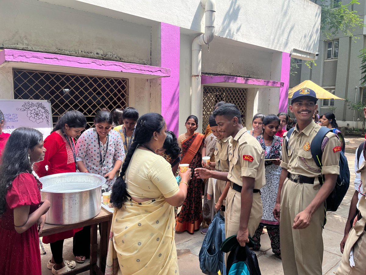 Celebrating the unseen heroes! 🦠✨ On Sept 17, Ethiraj Microbiology Dept. marked #InternationalMicroorganismsDay with 250+ cups of probiotic buttermilk, pamphlets on microbes’ benefits &amp; smiles all around! 🥛🌍💚
#MicrobiologyMatters #HealthyPlanetHealthyUs
@mike