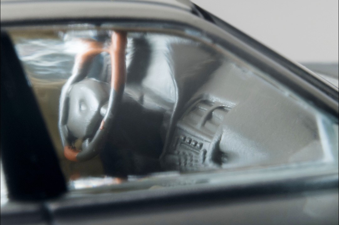 LV-N 1998 LEXUS LS400 (WHITE/ SILVER) 【Overseas markets exclusive