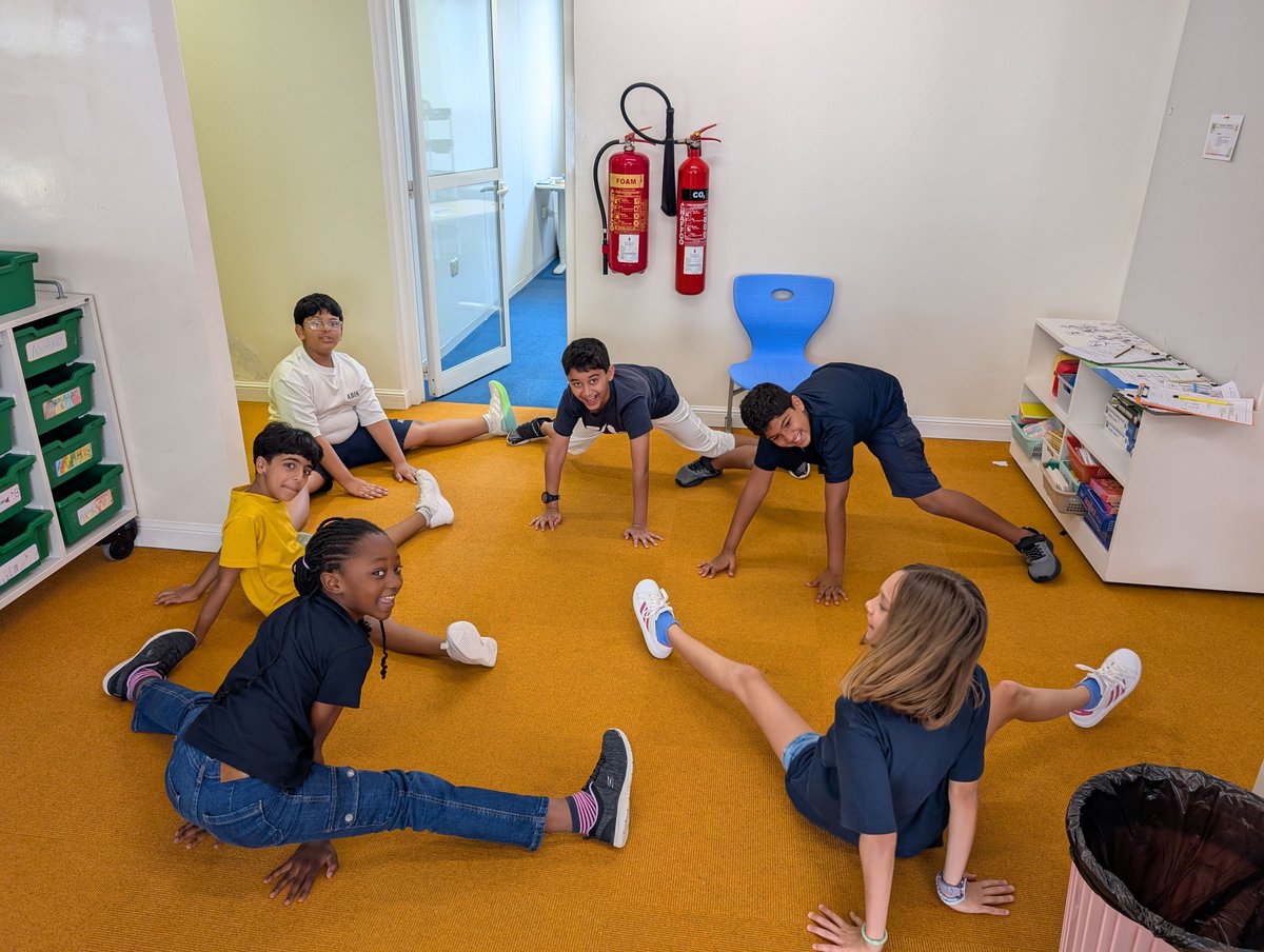 Grade 5 launched the year with the Who We Are unit of inquiry, exploring self-care and resilience. Students rotated through stations such as mindful breathing, movement, art, positive self-talk, puzzling, and journaling—then reflected on strategies that worked for them.
#ABIS