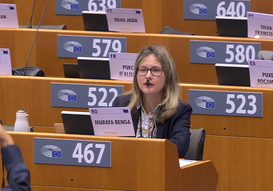 CSOGroupEESC's tweet photo. Crises are the new normal. We need:
🫂civil society at the core
🌍 integrated climate resilience
💶long-term &amp; holistic EU funding — not ad hoc fixes Let’s build a Preparedness Union that leaves no one behind 🗣️ @corina_murafa
#EUPreparedness #ClimateResilience #EESCplenary https://t.co/nKDyKojIuk
