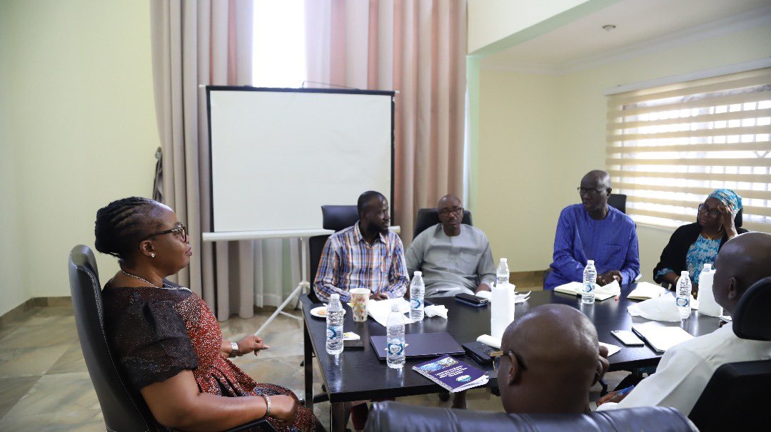 COLANDEF tweet media