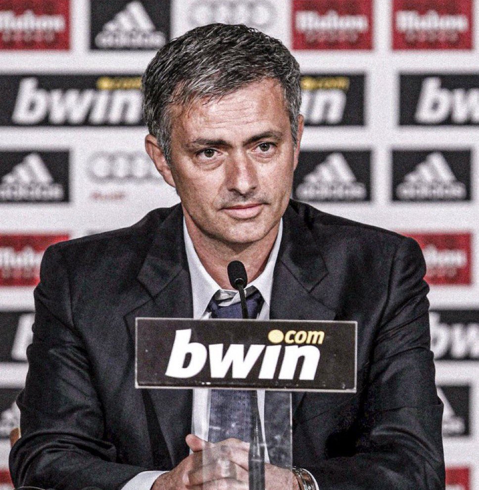 7yccz's tweet photo. 🚨🚨⚽️ • بعد اكتمال تعيينه كمدرب لـ بنفيكا، جوزيه مورينيو سيواجه فريقه السابق كـ مدرب وهو ريال مدريد. 

– وذلك في بطولة دوري ابطال اوروبا ، في الجولة الاخيرة ، 28 يناير 2026. #RMAMAR https://t.co/2ykvOtQax4