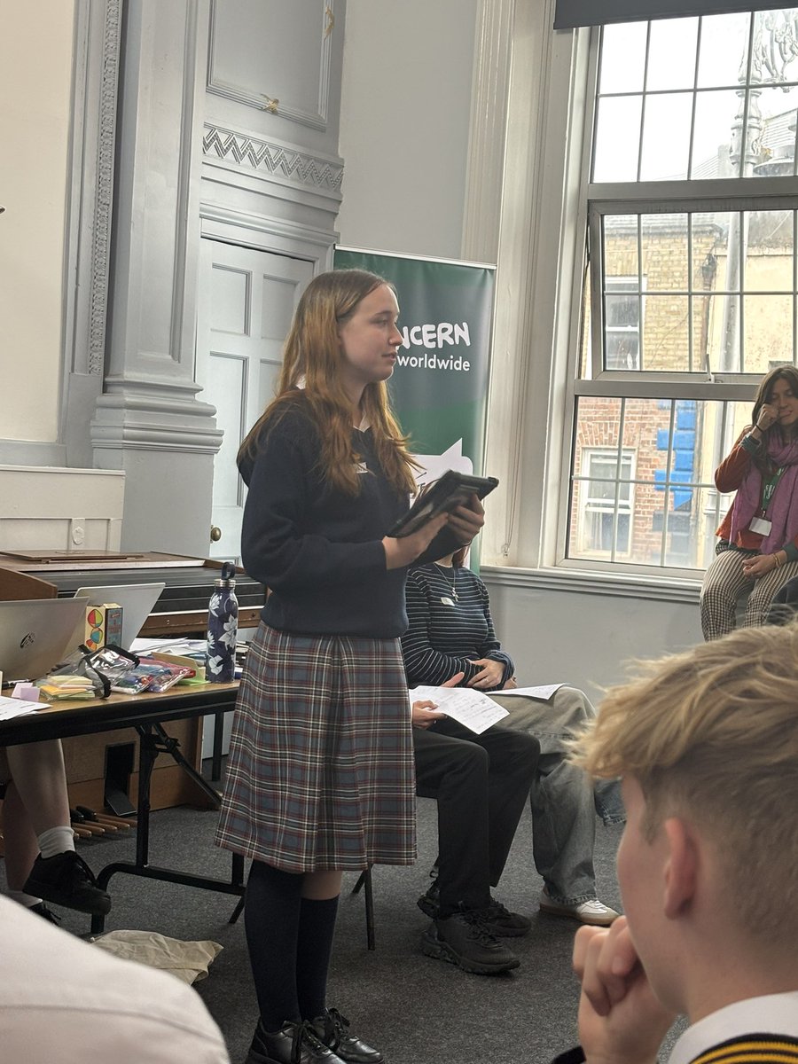 Pres_Terenure's tweet image. Fabulous day @ConcernDebates training for five of our TY students today! They learned vital skills which they will use in their first debate of the league phase - coming soon! @CityofDublinETB 
#concerndebates #globalissues