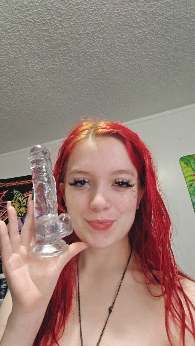 onlyfans.com/babeylilred
Cum with me 😘