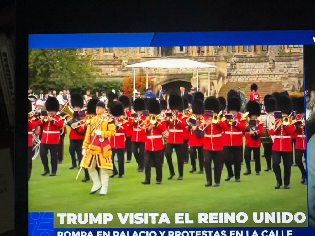 SaxRevolutions's tweet image. Regardless of political preferences, have you watched the British royal family's welcome to Donald Trump? Brasswinds 🎺🎺🎺have played a key role in that reception. More info &amp;amp; context at the end of chapter 6 “The Egg of Columbus and a Great Victory” of my book