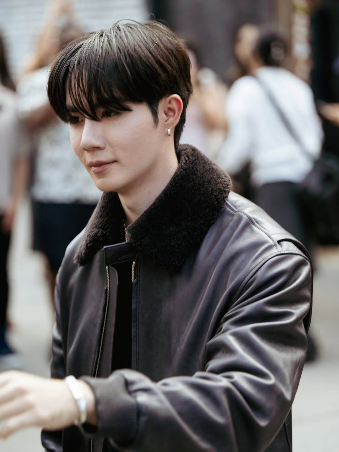 as\"on FUR JACKET ジャケット アズオン 韓国 シズニルック MUSINSA公式 | ASON DENVER SHORT FUR JACKET