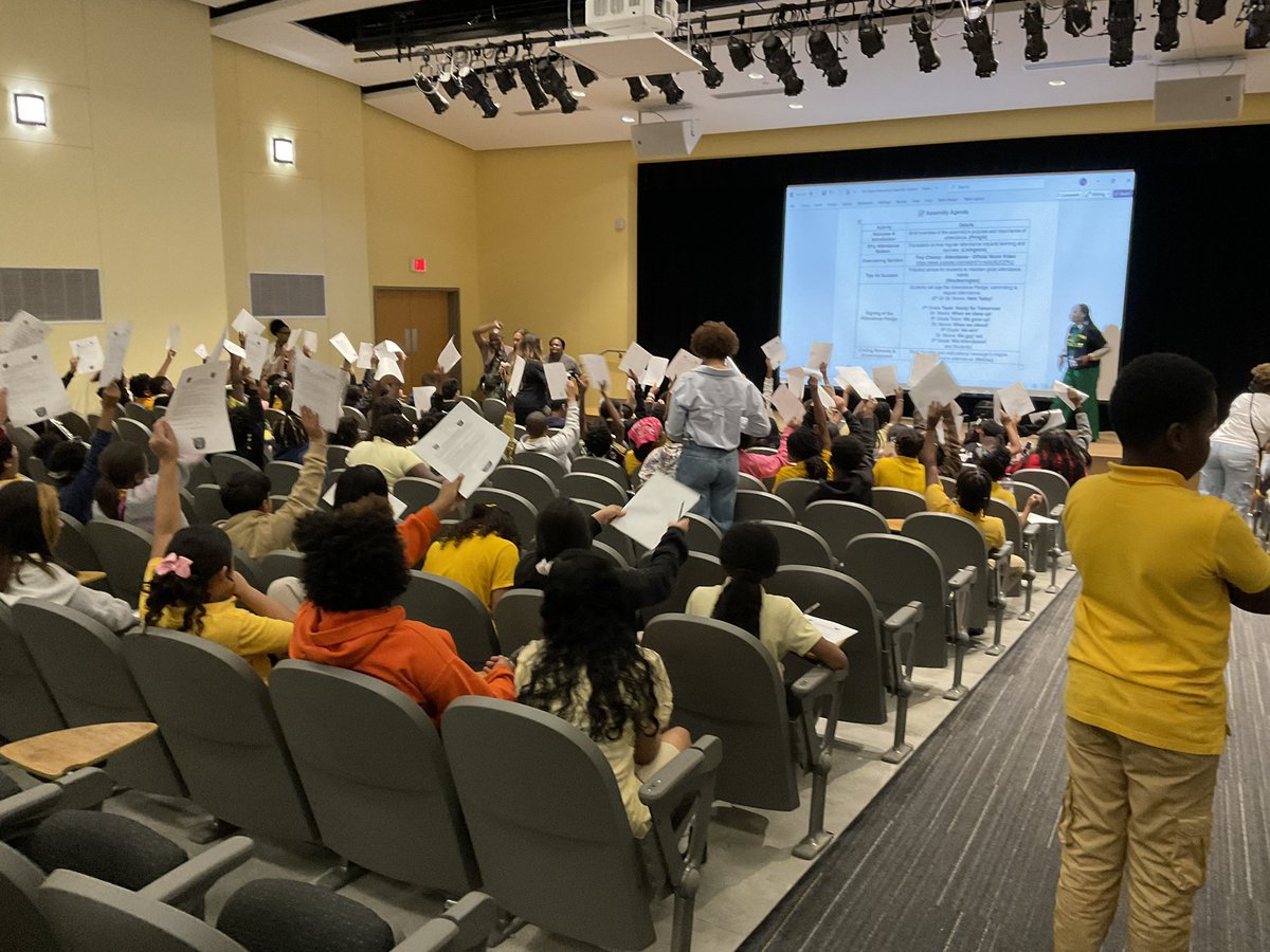 Crawford W. Long Middle School tweet media