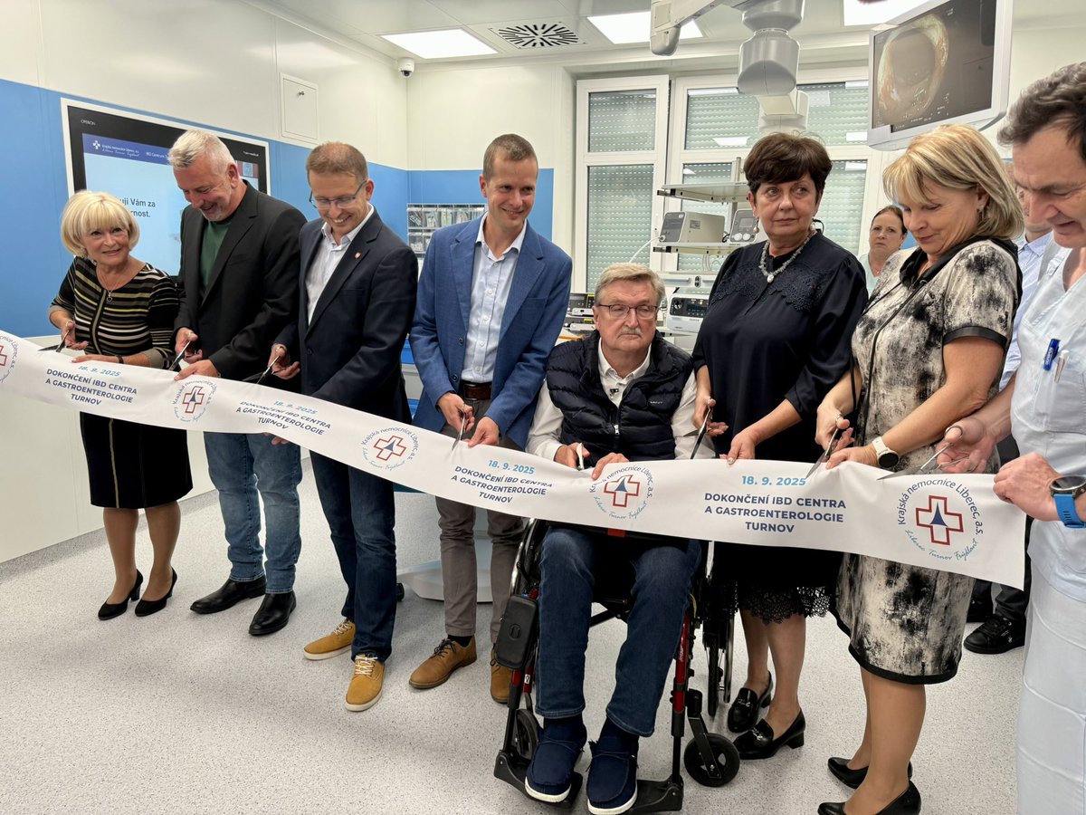 NemLiberec's tweet image. 🏥 1. část rekonstrukce a modernizace turnovské nemocnice byla dnes dokončena. ➡️ Slavnostně bylo předáno rozšířené IBD Centrum s novým zákrokovým sálem. 
✅ Rekonstrukce IBD Centra stála dvacet miliónů korun a byla hrazena z prostředků KNL. 
#nemocniceturnov #ibdcentrum
