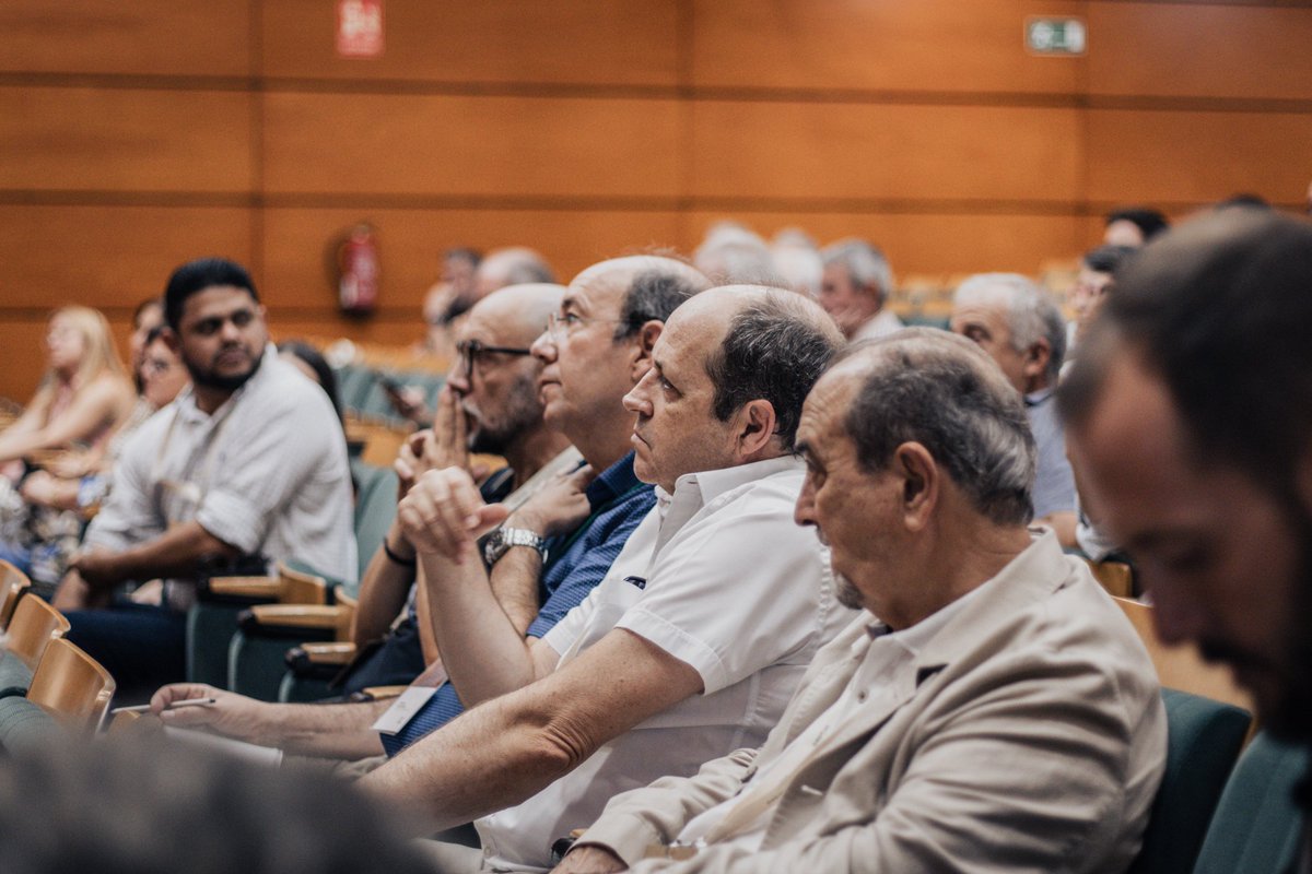 acodea_'s tweet image. 👉Más de 100 agripoolers, junto a empresas agrícolas, universidades, ONG, instituciones públicas y entidades financieras de distintos países, se reúnen en el Jardín Botánico de Valencia.  
 
#ACODEA