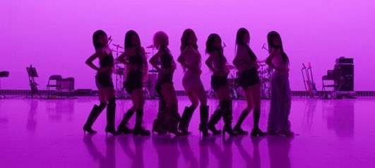 📣 ~ 17.09.25  ~ | INFO |
  
Emma et les filles seront prochainement sur it's live

#BADVILLAIN #배드빌런
#EMMA #엠마
#BPM #BigPlanetMade
– 😈