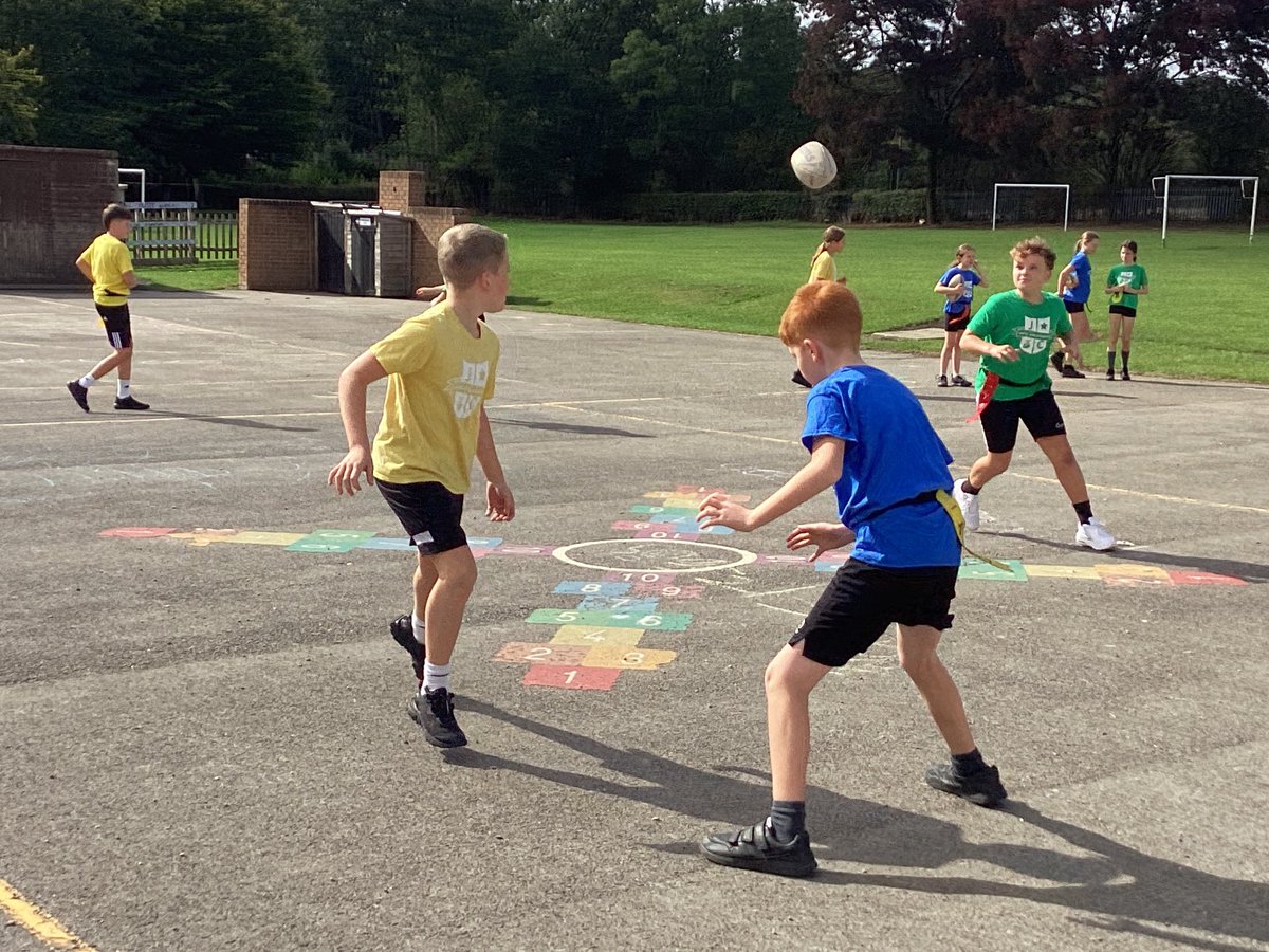 JCAWakefield's tweet photo. Year 6 worked hard this afternoon to attack and defend when developing their skills of tag rugby. They used lots of team work and perseverance to score points #invasiongames https://t.co/i7F1vk2ei2