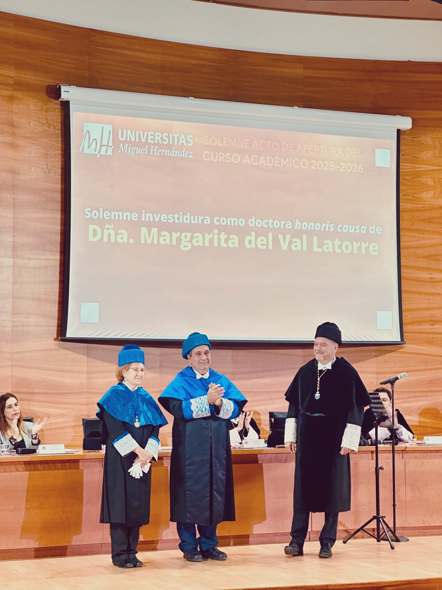 Hoy celebramos la apertura oficial del curso en la <a href="/UniversidadMH/">UMH</a> con la investidura como doctora honoris causa de Margarita del Val 🎓
