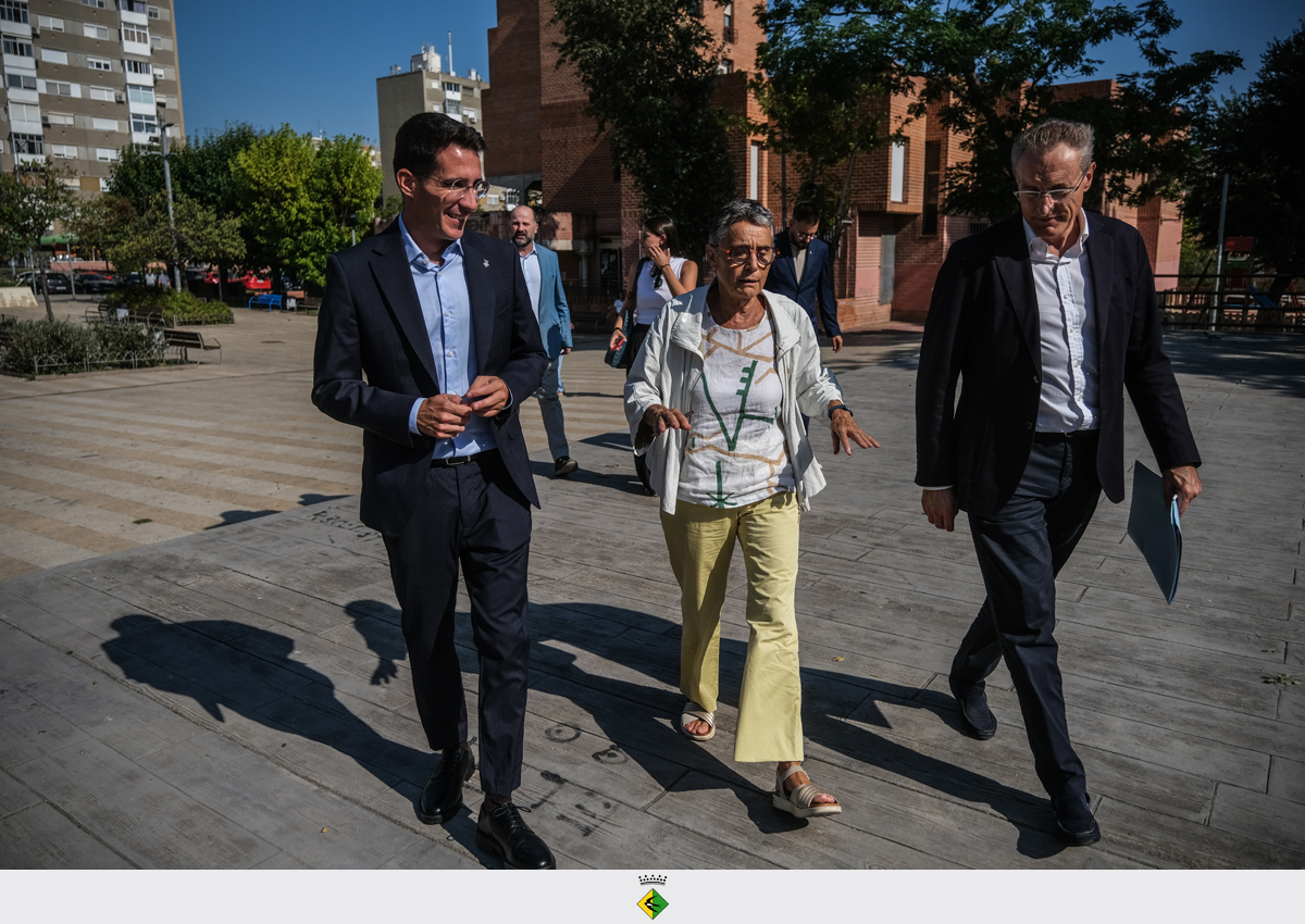 📷 Visita a Badia de la consellera de Salut, Olga Pané
➡️ Acompanyada per l’alcalde, Josep Martínez Valencia, i el segon tinent d’alcalde, Iván Sanz, ha destacat Badia com a ciutat capdavantera en Atenció Primària.
#Badia #BadiaDelVallès <a href="/salutcat/">Salut</a>