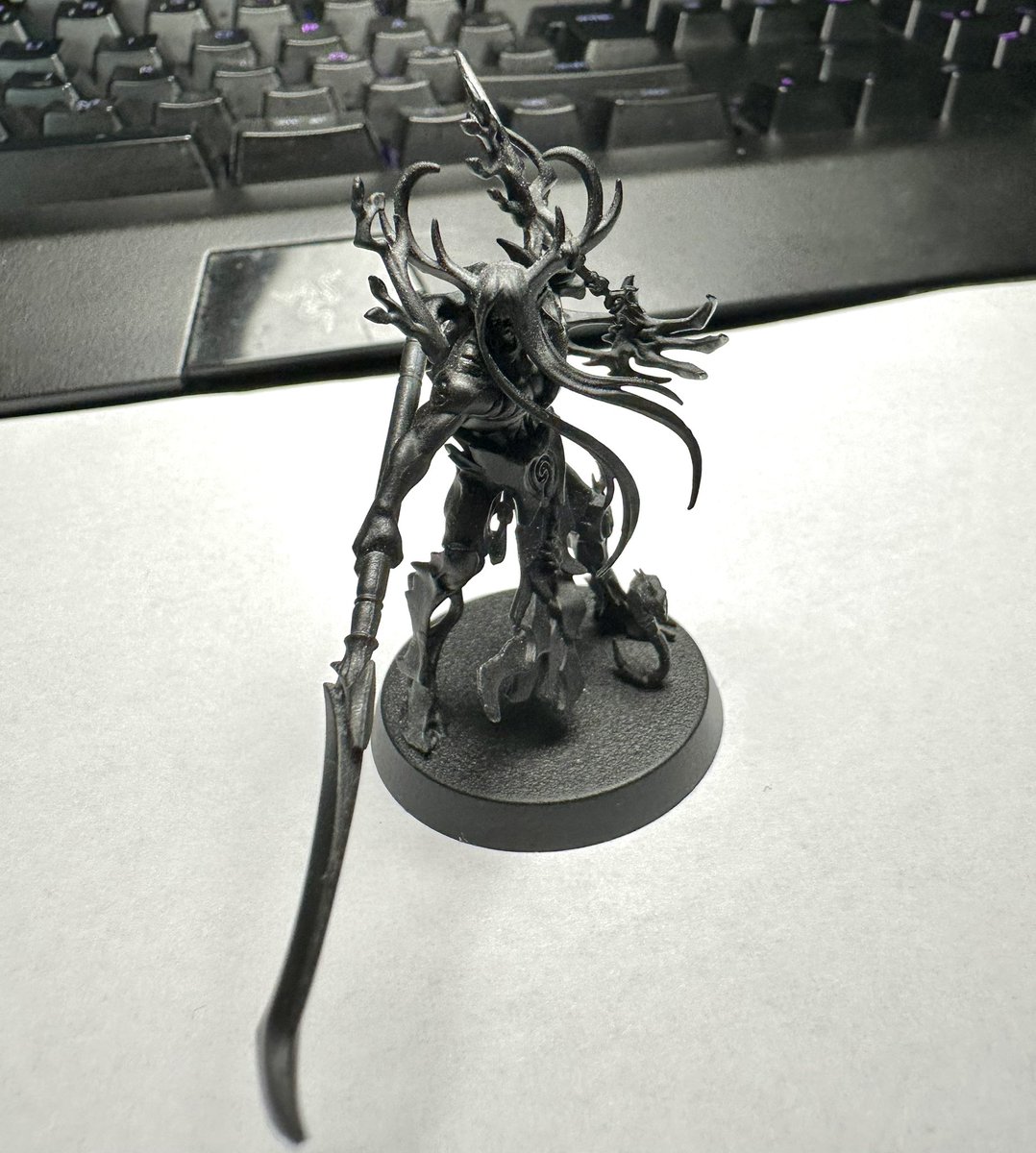 Tomorrow we’ll do a test to see if we can make miniature painting on stream a thing! I’m not sure I can make it look good enough to stream but sometimes you just gotta try things! (Ps no I am not an amazing miniature painter but i do my best!)