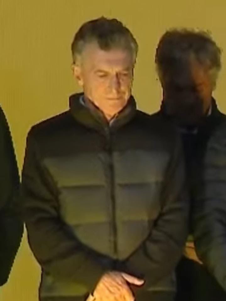 Agustín (@agustinpercoco) on Twitter photo Me llamaron tantas veces de estafas de Claro, EPE, Mercado Pago, etc que recién me llamaron en serio de Claro y casi lo mando a cagar al técnico Me llamaron tantas veces de estafas de Claro, EPE, Mercado Pago, etc que recién me llamaron en serio de Claro y casi lo mando a cagar al técnico