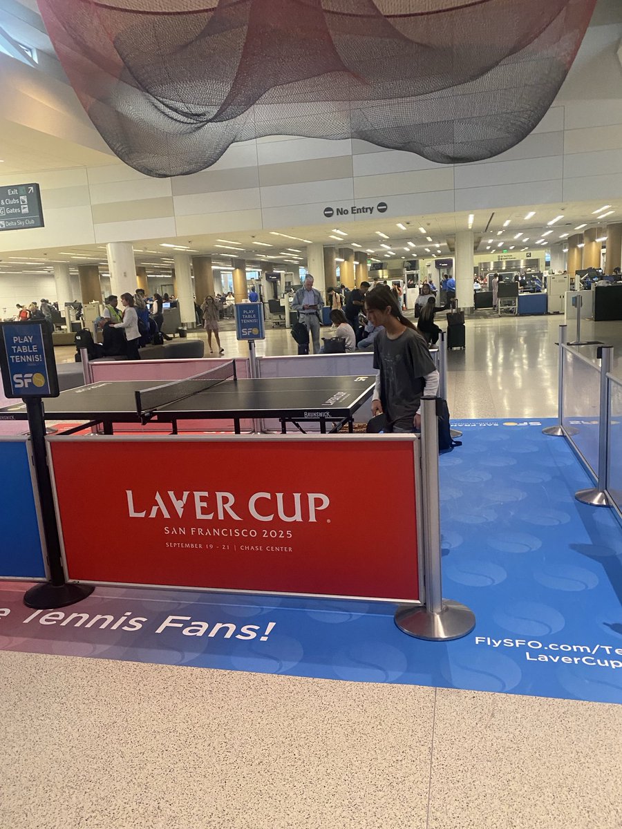 jon_wertheim's tweet image. Nice touch from @LaverCup at SFO….post-patdown table tennis