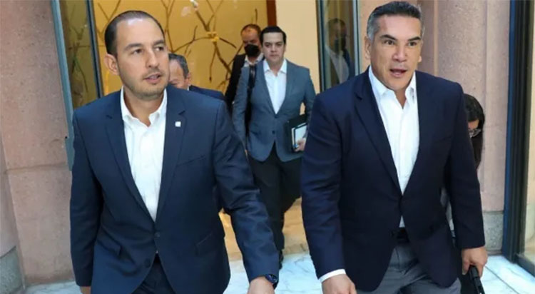 ¿Quién más quisiera que desapareciera el PRI?

-Levante la mano

🖐️