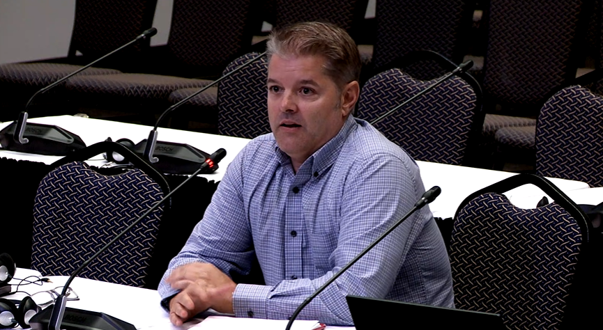 Unifor Media Director <a href="/RandyLKitt/">Randy Kitt</a> encouraged the <a href="/CRTCeng/">CRTCeng</a> to make the Commercial Radio News Fund permanent and stations be required to hire journalists in their local area and air a certain required amount of local news proportional to the funding they receive.
#canlab