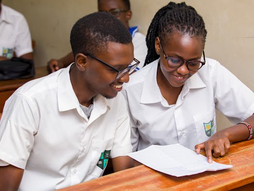 The Go Back To School Is Back.......

The day is coming closer and you can't afford to miss this.

Get your uniforms ready as we attack the Mighty Den with Auraaa....