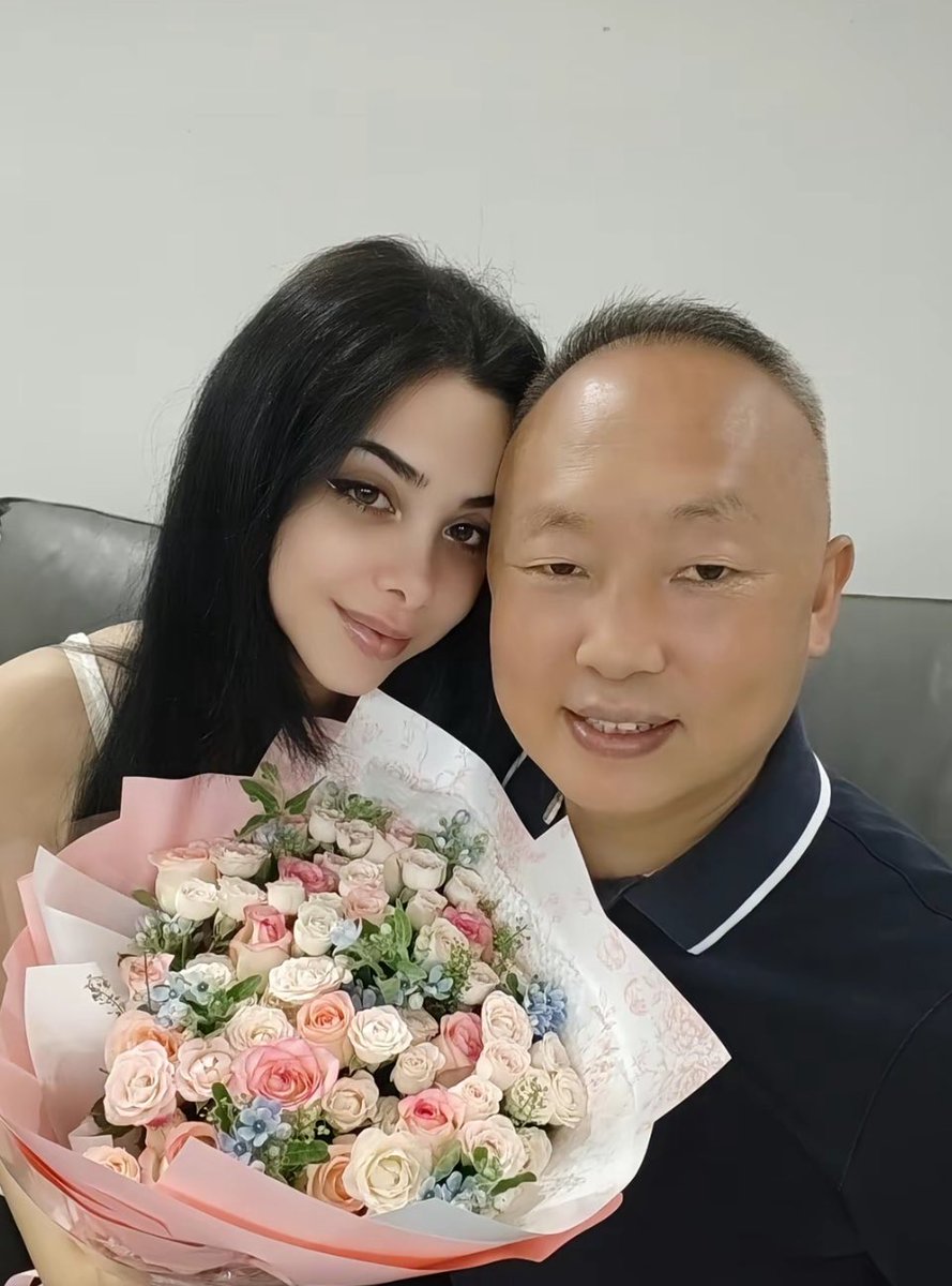 الكوري الي تاخذه مغربيه وتفتح قناة يوتيوب اسئلة ونصائح للزواج من رجل كوري