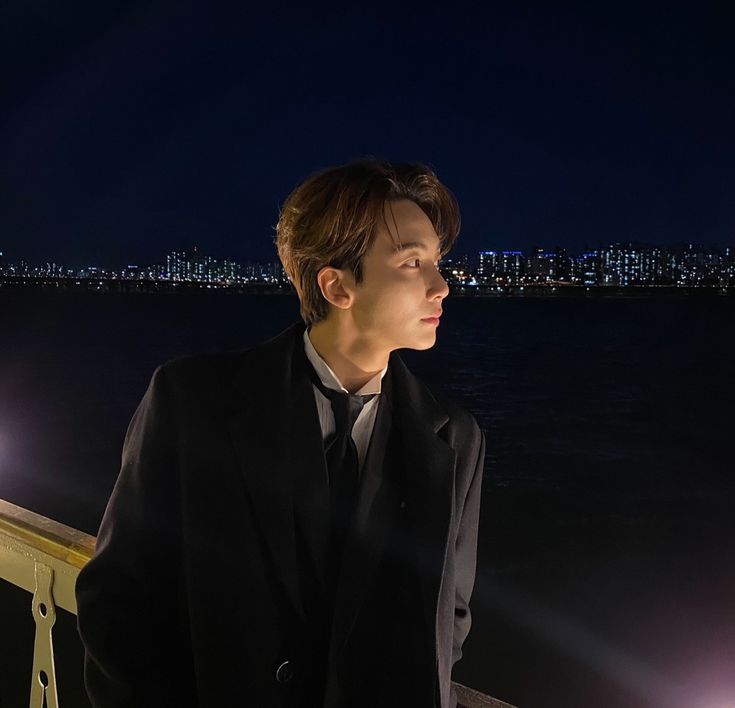 nightjunhui's tweet photo. ㅡ Quickly, I Promise

; Jeonghan x oc 🔞 oneshot. https://t.co/I1qKDbz2Qi