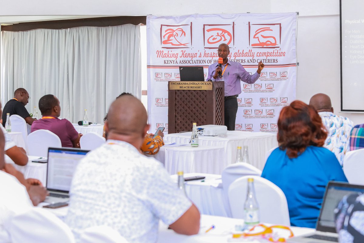 KAHC_Kenya's tweet photo. 🤖 @SamuelKingori, CEO of Buildwise Consulting, is speaking now on AI’s role in HR at the 8th KAHC Kudheiha HR Conference.
He highlights how AI is transforming personal development & recruitment, performance management, & employee engagement.
#Buildwise #KAHC #HRConference2025 https://t.co/PPnWPy7jJD
