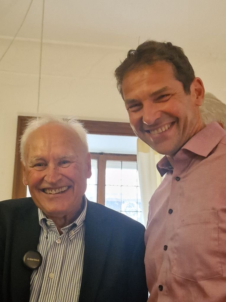 „10H und Blockade Stromtrassen durch CSU waren große Fehler“, so heute Erwin Huber. Danke für klares Bekenntnis und die (späte) Einsicht. Wir hatten in heißer Phase 2013-18 gemeinsam Wirtschaftsausschuss geführt und lebhaft gestritten #EuropaGestalten #StarkeHeimat #GrueneKlausur
