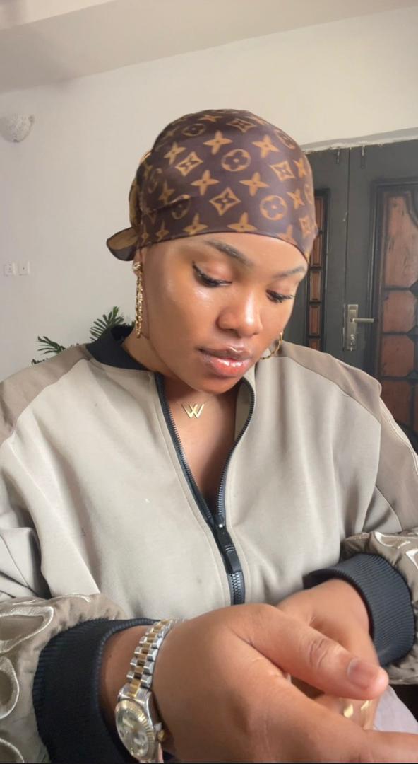 anita_darlingto's tweet image. Gm CT
One good advice am going to give you today is...
Play long-term games with long-term people.

If you’re optimizing for quick wins, you’ll always be replaceable.
If you’re building trust, you’ll always be in demand.

👉 Who’s one long-term player in your circle you’re…