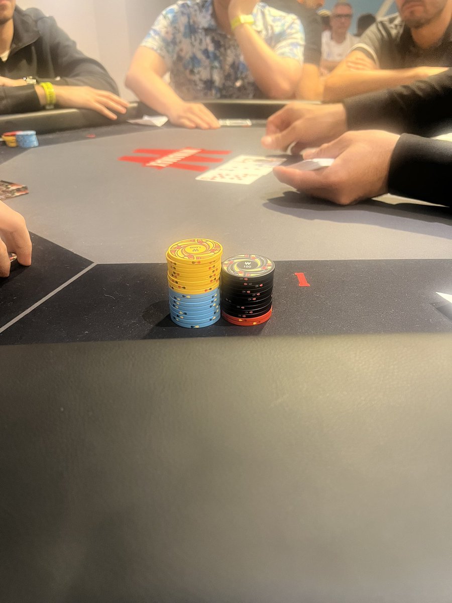 QuentinMengual's tweet image. Un peu de poker avec le #WPO de @Winamax 

Ça fait du bien de profiter de cette semaine off et revenir jouer un peu au poker 

Place au Main Event !