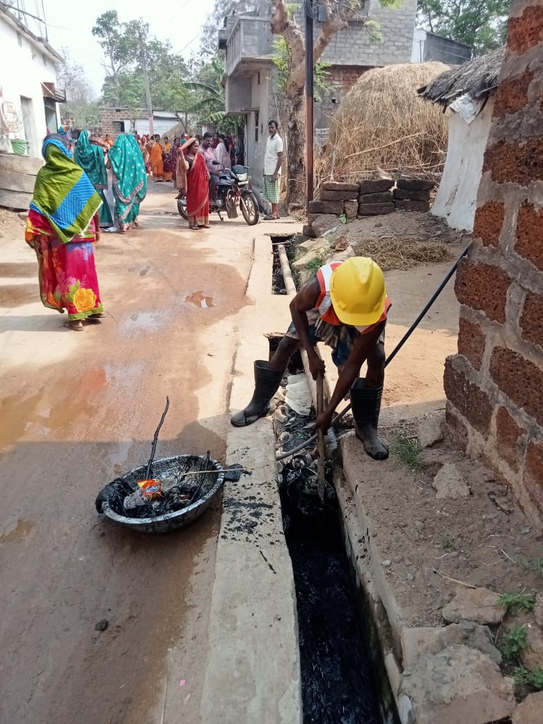 zp_dhenkanal tweet media