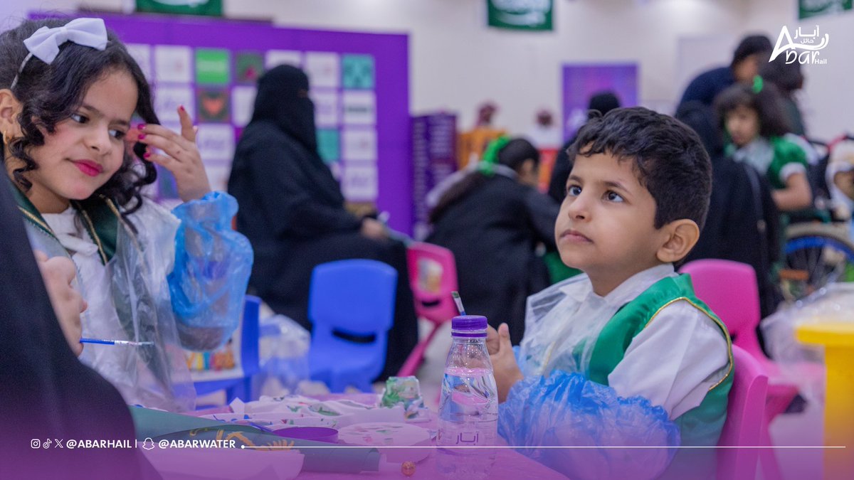 انطلاقًا من مسؤوليتنا الإجتماعية، تشرفت #آبار_حائل بالمشاركة مع الشريك الاستراتيجي جمعية الأطفال ذوي الإعاقة، في إقامة فعالية #اليوم_الوطني_السعودي95
بمركز الملك سلمان بحائل. 
#عزنا_بطبعنا،،،وفرحتنا بطبيعتهم